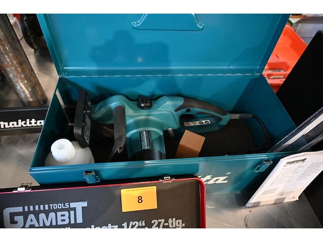 Makita kettingzaag - afbeelding 3 van  3