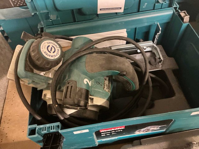 Makita kp0810cj vlakschuurmachine - afbeelding 2 van  4