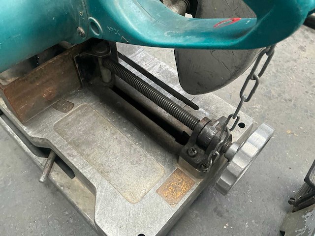 Makita lc1230 afkortcirkelzaagmachine - afbeelding 4 van  6