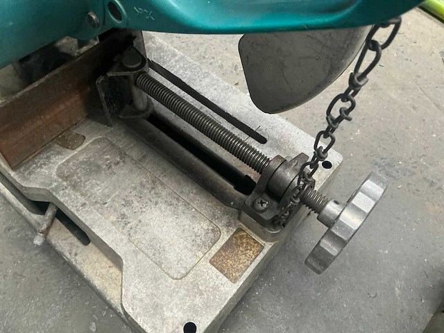 Makita lc1230 afkortcirkelzaagmachine - afbeelding 4 van  6