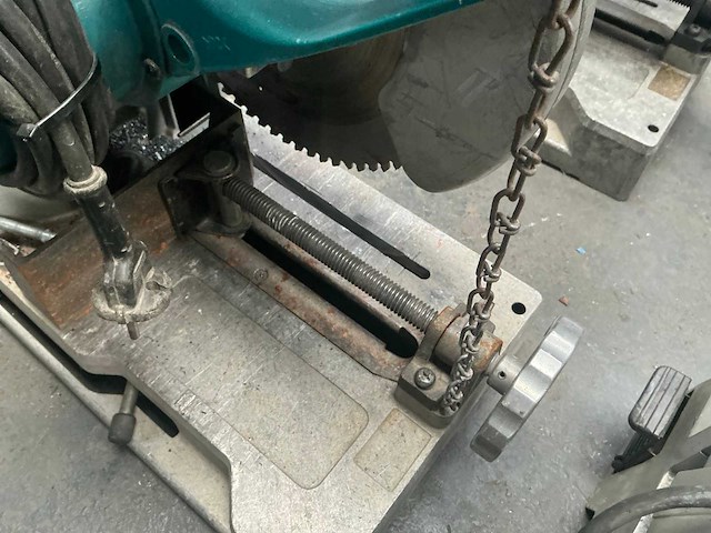 Makita lc1230 afkortcirkelzaagmachine - afbeelding 4 van  6