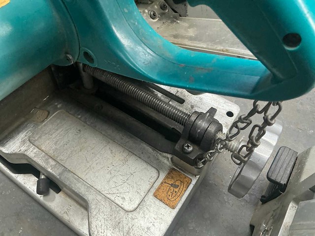 Makita lc1230 afkortcirkelzaagmachine - afbeelding 4 van  6