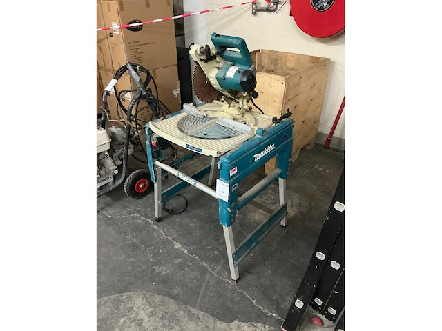 Makita lf1000 tafelcirkelzaagmachine - afbeelding 3 van  5