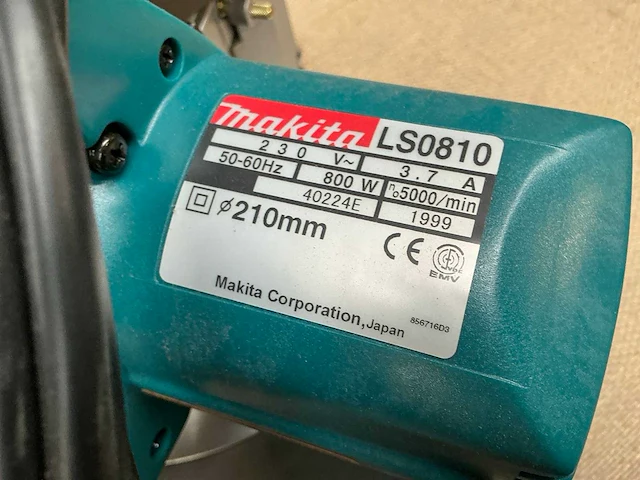 Makita ls0810 afkort cirkelzaagmachine - afbeelding 7 van  7