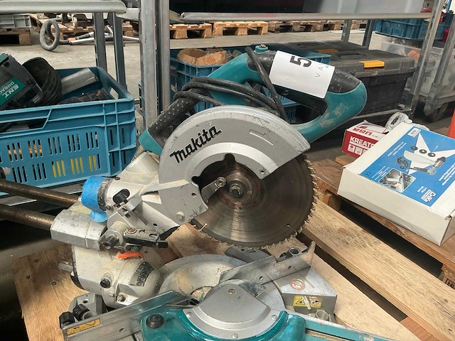 Makita ls0815fl afkortcirkelzaagmachine - afbeelding 2 van  5