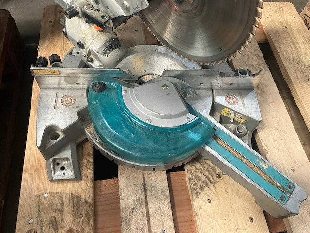 Makita ls0815fl afkortcirkelzaagmachine - afbeelding 3 van  5