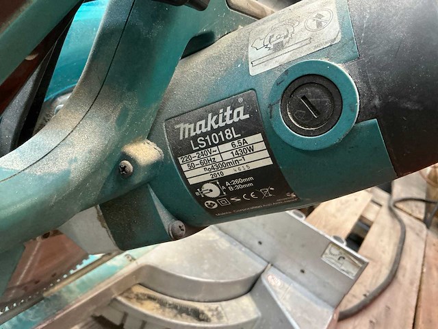 Makita ls1018l radiaalafkortzaagmachine - afbeelding 7 van  7