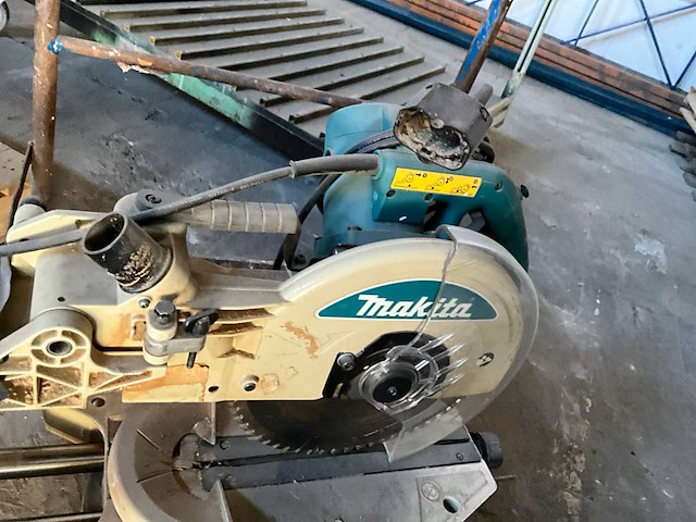 Makita ls1214f afkortcirkelzaagmachine - afbeelding 7 van  7