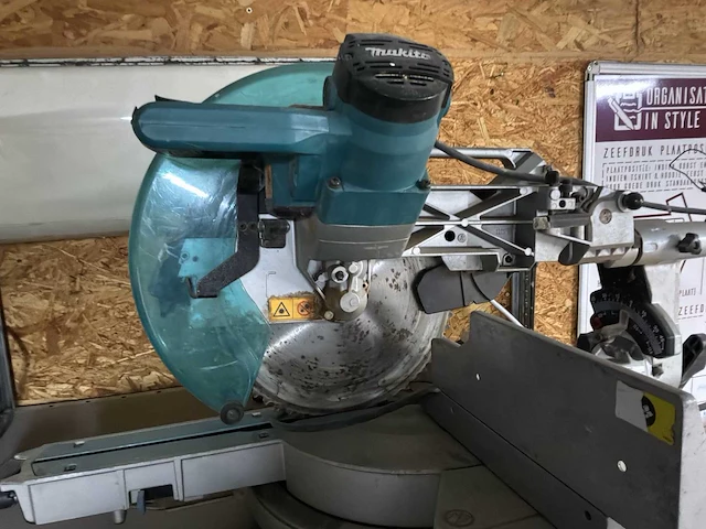 Makita ls1216l ontstekzaag - afbeelding 5 van  6
