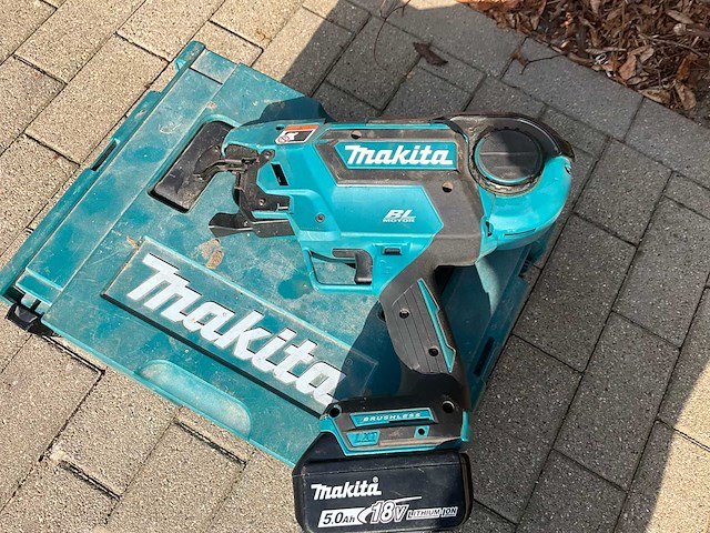 Makita lxt 18v betonijzervlechter - functioneel - afbeelding 3 van  6