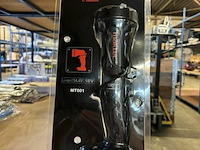 Makita maktec mt001 18v led batterij handzaklamp - afbeelding 1 van  2