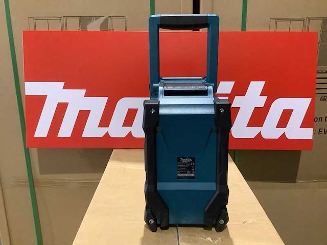 Makita mr003gz dab+ bouwradio op accu - afbeelding 10 van  11