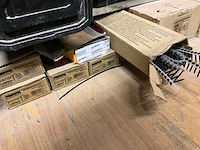 Makita partij gyprocbandschroeven (37000x) - afbeelding 5 van  6