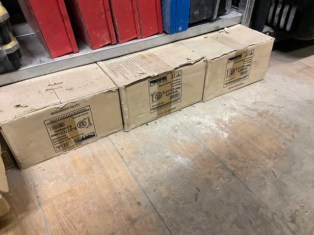 Makita partij gyprocbandschroeven (37000x) - afbeelding 6 van  6