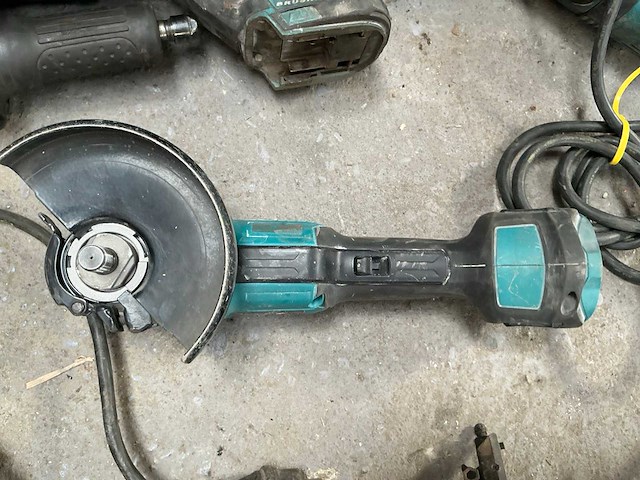 Makita partij te herstellen machines - afbeelding 2 van  12