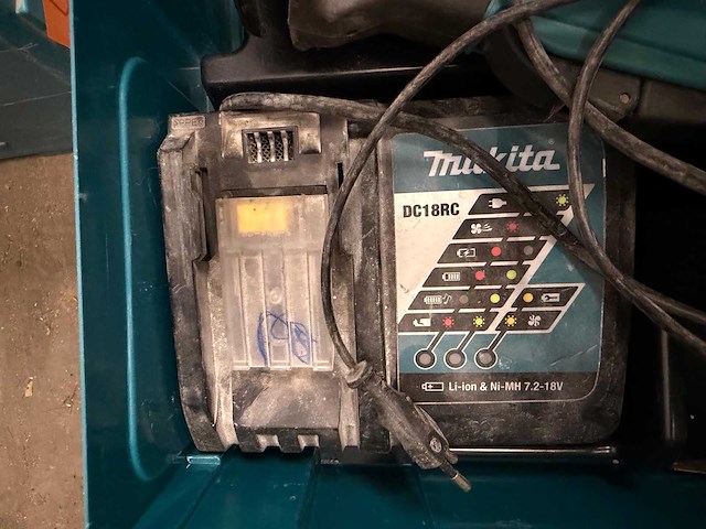 Makita reciprozaag - afbeelding 3 van  5