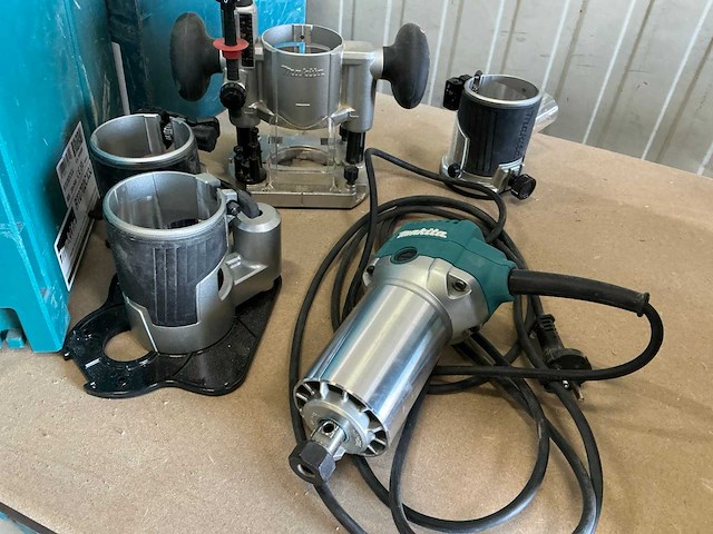 Makita rt0702c kantenfreesmachine - afbeelding 2 van  4