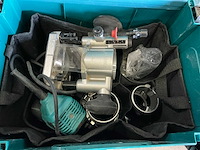 Makita rt0702c kantenfreesmachine - afbeelding 4 van  5