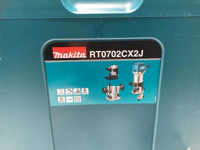 Makita rt0702cx2j boven- en kantenfrees set (in m-box) - afbeelding 12 van  13