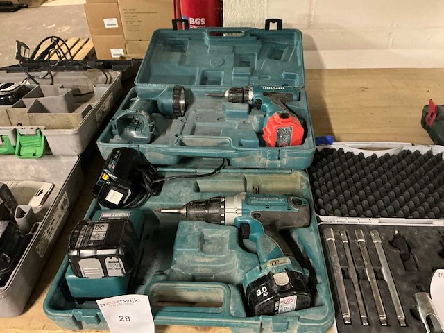 Makita schroefboormachine (2x) - afbeelding 1 van  3