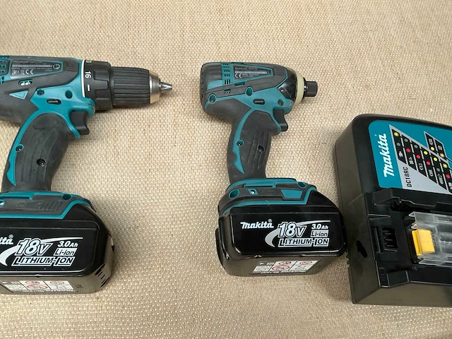 Makita schroefboormachine (2x) - afbeelding 3 van  5