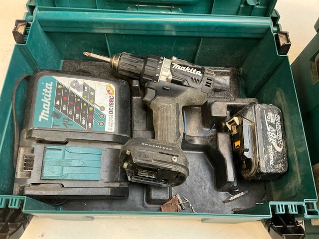 Makita schroefboormachine (3x) - afbeelding 6 van  8