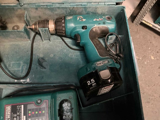 Makita schroefboormachine - afbeelding 2 van  6
