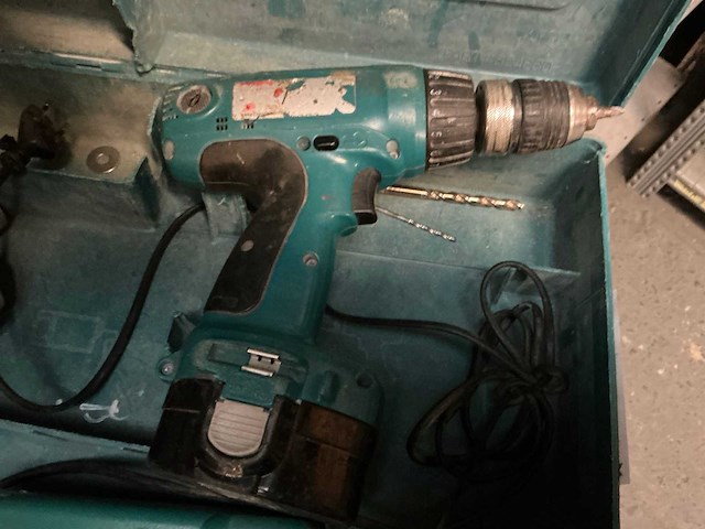 Makita schroefboormachine - afbeelding 3 van  6
