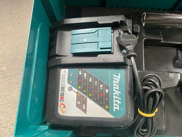 Makita schroefboormachine - afbeelding 4 van  6