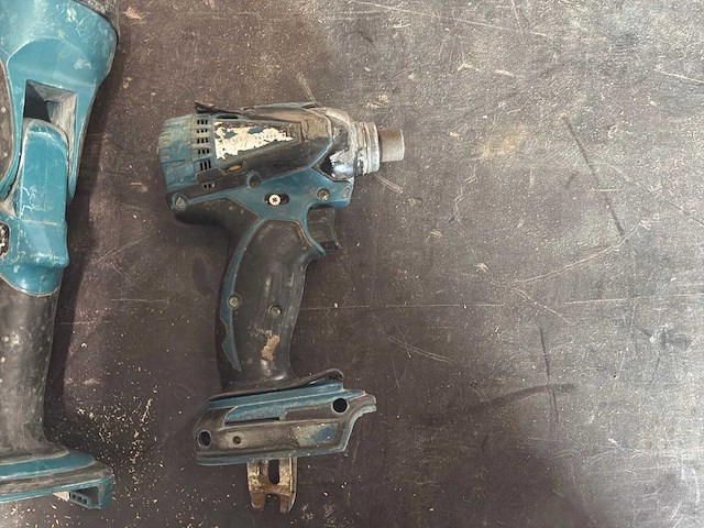 Makita schroefmachine, klopschroefmachine, lamp - afbeelding 7 van  9