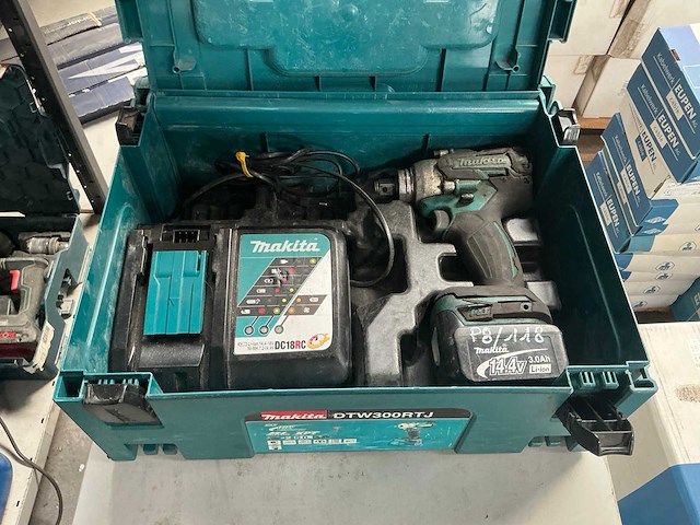 Makita slagmoersleutel - afbeelding 1 van  7