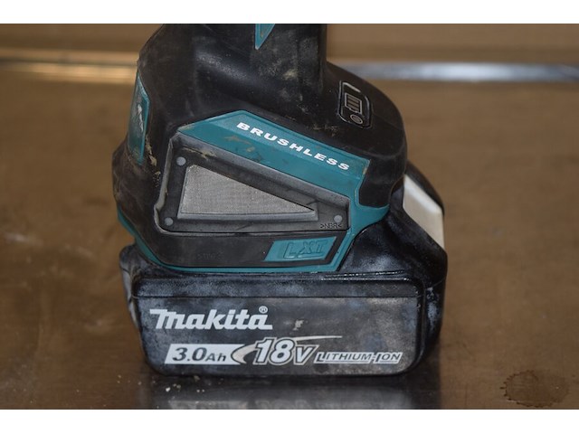 Makita slijpmachine op batterij 18v zonder lader - afbeelding 3 van  5