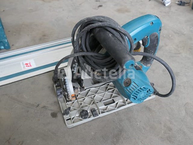 Makita sp6000 plunge zaag + rail - afbeelding 3 van  8