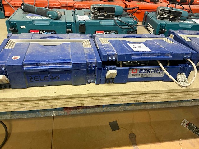 Makita ste80 quick decoupeerzaag (2x) - afbeelding 4 van  4