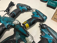 Makita td090d accu slagschroevendraaier (5x) met opladers - afbeelding 5 van  9
