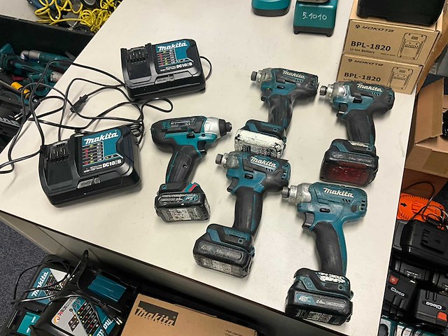 Makita td110d accu slagschroevendraaier (5x) - afbeelding 1 van  7