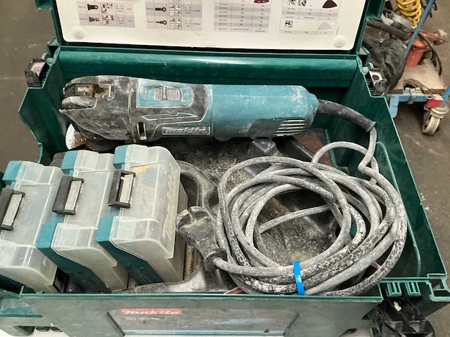 Makita tm3010c multitool - afbeelding 3 van  4