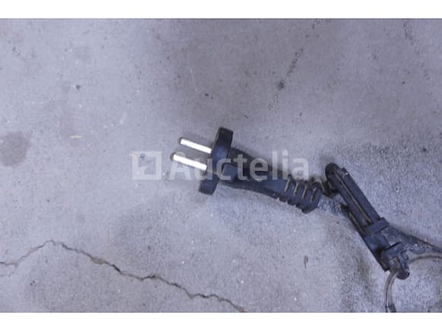 Makita uc3541a elektrische kettingzaag - afbeelding 8 van  10