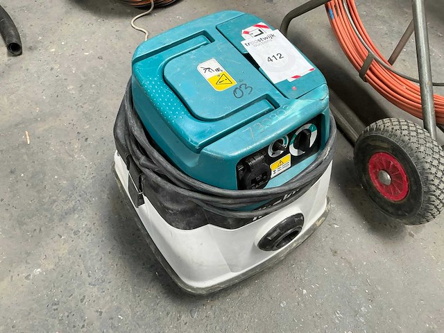 Makita vc2510l industriële stofzuiger - afbeelding 1 van  4