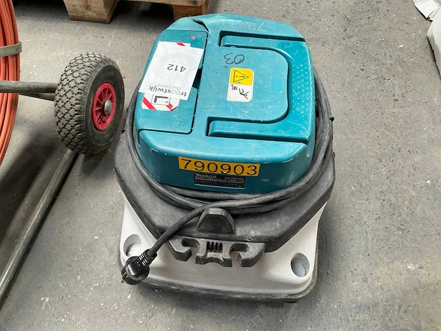 Makita vc2510l industriële stofzuiger - afbeelding 2 van  4