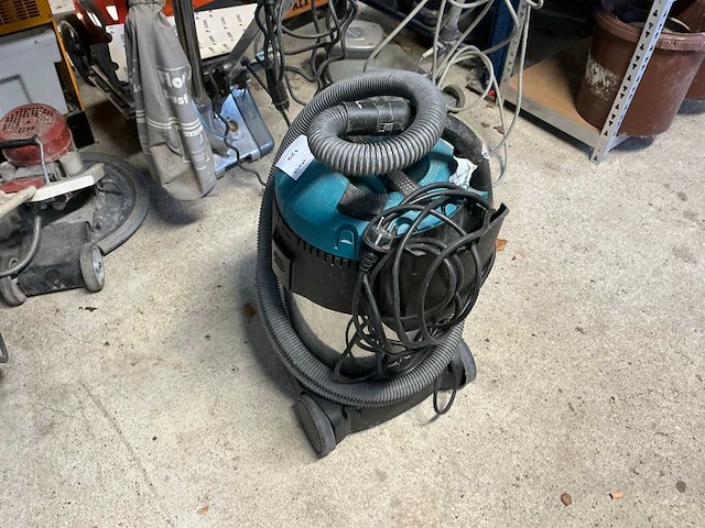 Makita vc3011l stofzuiger - afbeelding 3 van  5