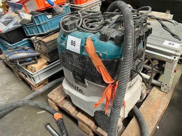 Makita vc4210l industriële stofzuiger - afbeelding 3 van  6