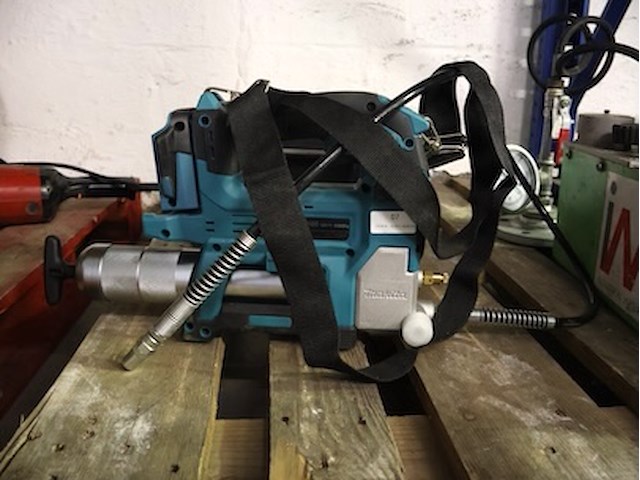 Makita vetpomp - afbeelding 2 van  5