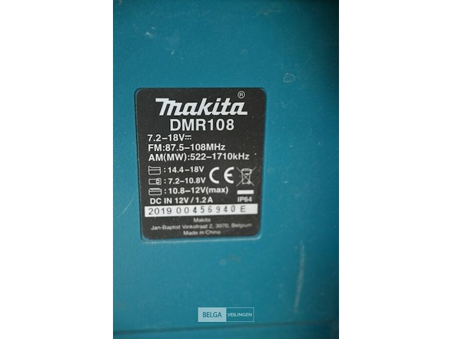 Makita werfradio met lader - afbeelding 3 van  4