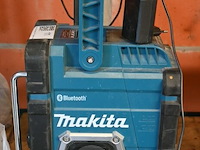 Makita werfradio met lader - afbeelding 4 van  4