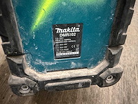 Makita werfradio met lader - afbeelding 2 van  2