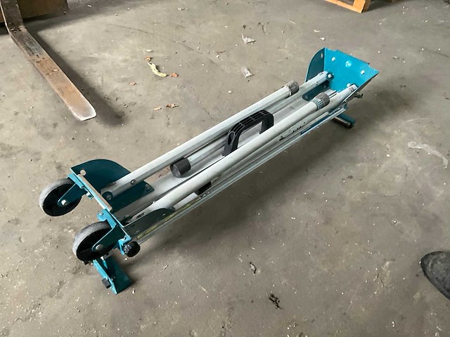 Makita wst06 verstekzaagstandaard/stand - afbeelding 8 van  16