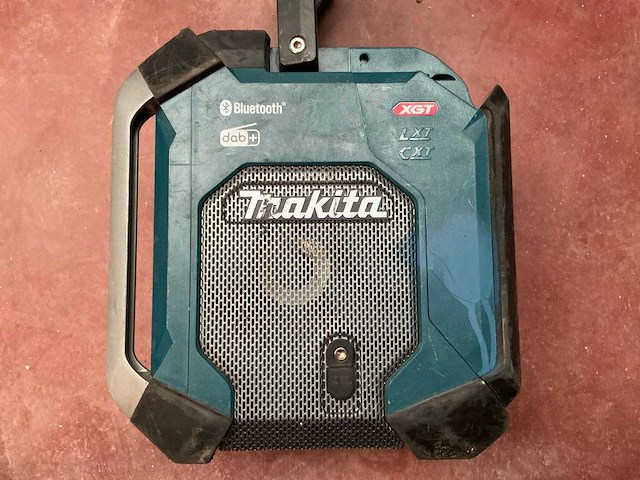 Makita xgt werf accu radio - afbeelding 1 van  3