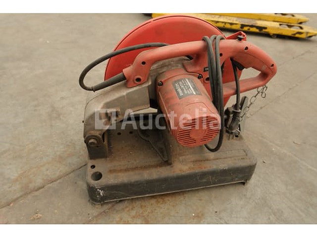 Maktec mt240 metalen kettingzaag - afbeelding 1 van  6