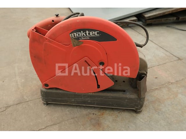 Maktec mt240 metalen kettingzaag - afbeelding 4 van  6